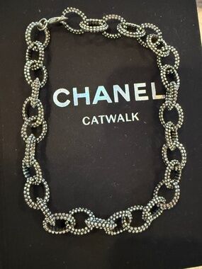Chainlink necklace